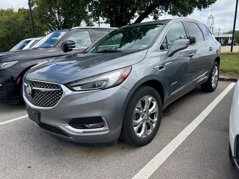 Used 2020 Buick Enclave Avenir w/ Avenir Technology Package AWD/4WD image 3