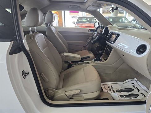 Used 2013 Volkswagen Beetle 2.5 FWD image 13