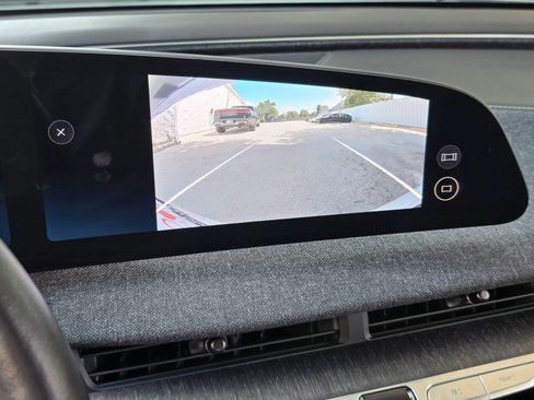 Used 2024 Lucid Air Touring AWD/4WD image 22