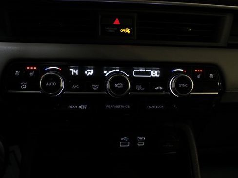 Used 2024 Honda Pilot Elite image 13