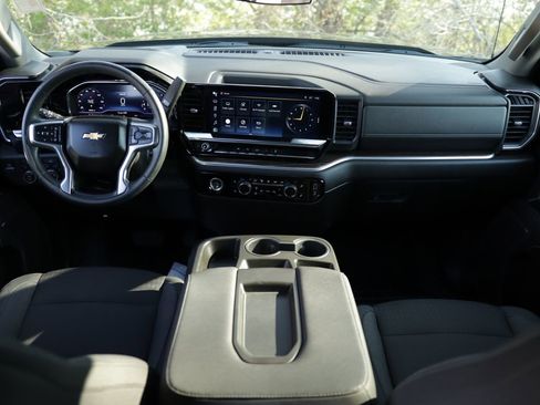 Used 2023 Chevrolet Silverado 1500 LT image 21