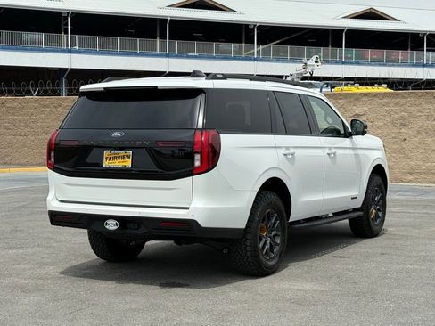 New 2026 Ford Expedition Tremor image 3