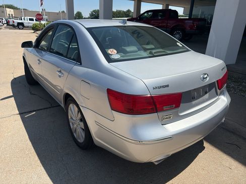 Used 2009 Hyundai Sonata Limited FWD image 9