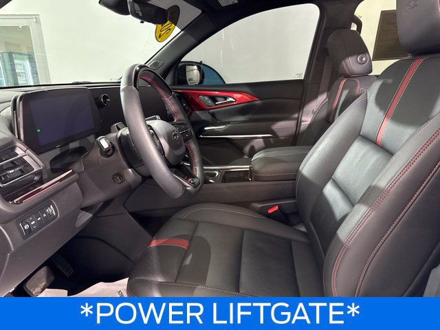 Used 2024 Chevrolet Traverse RS AWD/4WD image 18