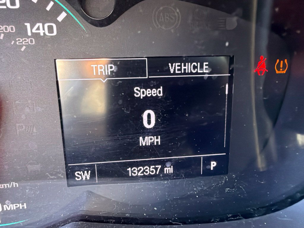 Used 2018 Chevrolet Trax LT w/ LT Convenience Package AWD/4WD image 13