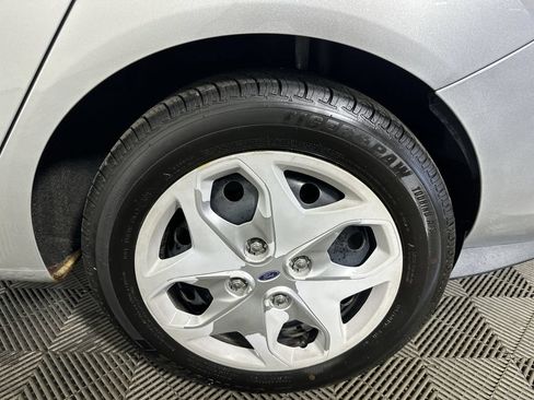 Used 2012 Ford Fiesta S FWD image 28