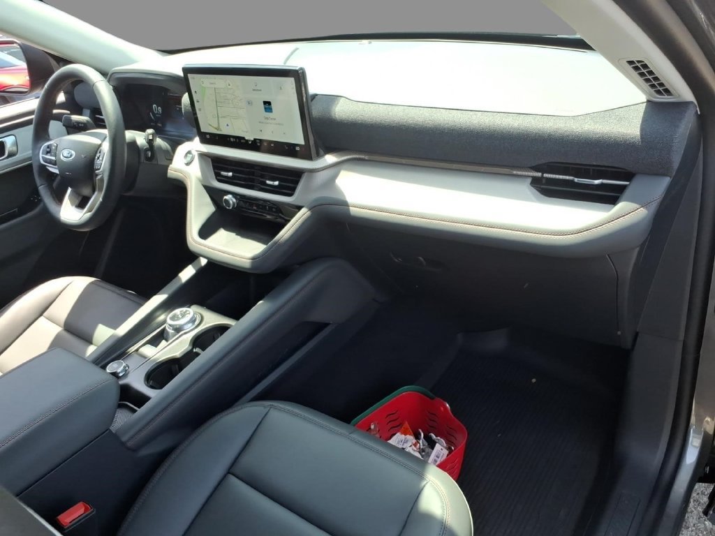 New 2026 Ford Explorer Active w/ Active Comfort Package AWD/4WD image 12