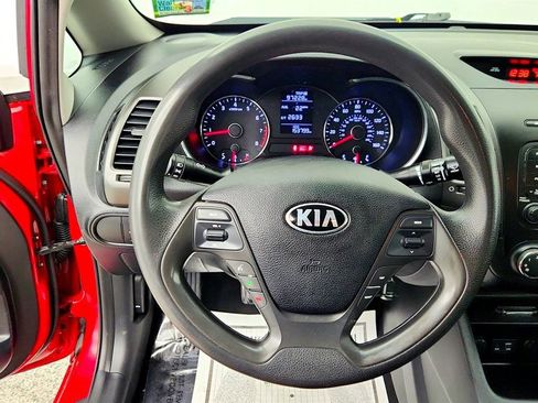 Used 2016 Kia Forte LX image 12