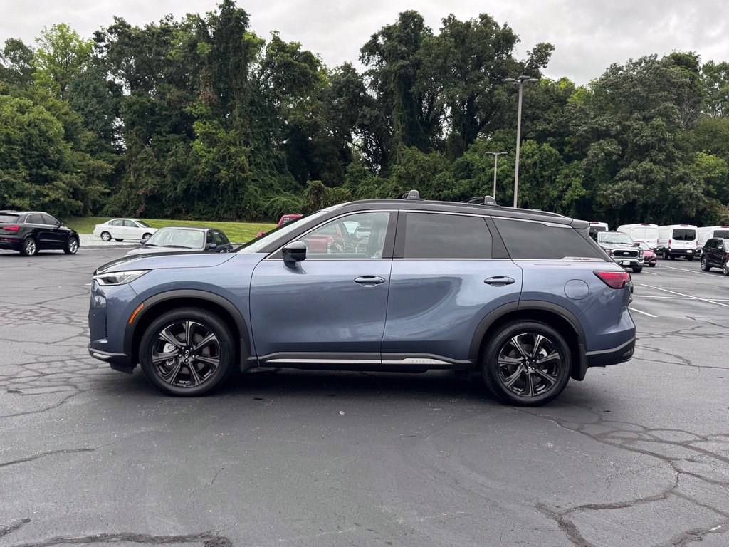 Used 2026 INFINITI QX60 Autograph w/ Dark Cargo Package AWD/4WD image 3