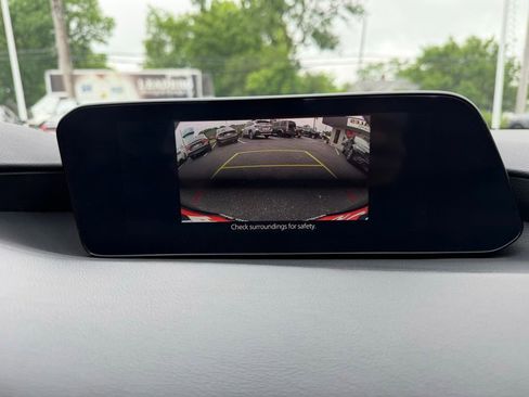 Used 2023 MAZDA MAZDA3 s FWD image 32