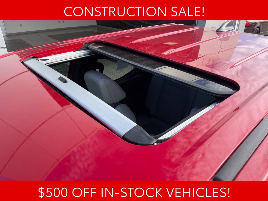 Used 2025 Toyota Tacoma Limited AWD/4WD image 3