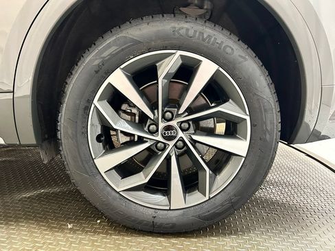 Certified 2024 Audi Q5 2.0T Premium Plus AWD/4WD image 31