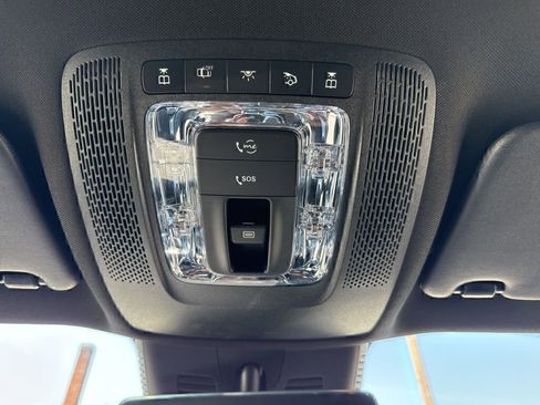 Certified 2025 Mercedes-Benz GLB 250 4MATIC image 26