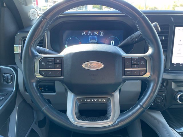 Used 2024 Ford F350 Limited w/ FX4 Off-Road Package AWD/4WD image 26