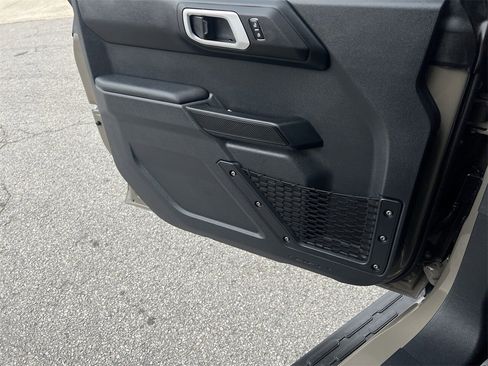 New 2026 Ford Bronco Outer Banks image 15