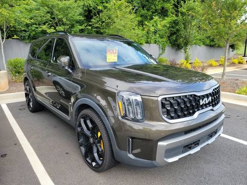 Used 2023 Kia Telluride EX X-Line AWD/4WD image 3