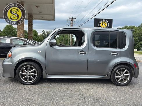 Used 2010 Nissan Cube 1.8 S Krom Edition w/ Interior Designer Pkg FWD image 3