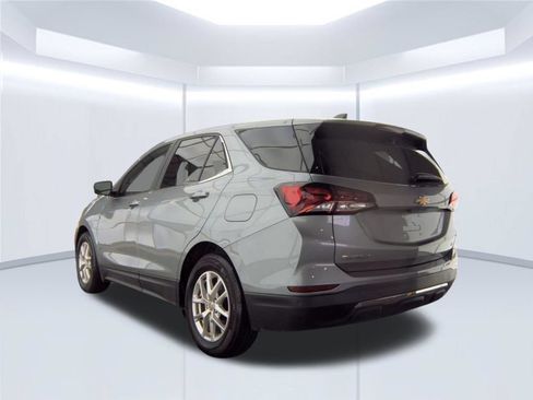 Used 2024 Chevrolet Equinox LT FWD image 13