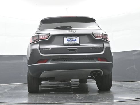 Used 2022 Jeep Compass Limited w/ Sun and Sound Group AWD/4WD image 39