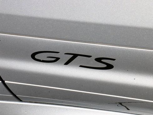 Used 2016 Porsche Cayenne GTS image 11