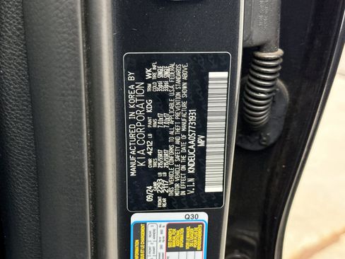 Used 2025 Kia Seltos S AWD/4WD image 26
