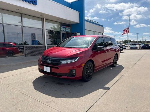Used 2025 Honda Odyssey Sport-L image 1