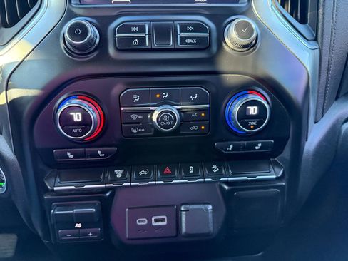 Used 2023 Chevrolet Silverado 2500 LT w/ Convenience Package image 32