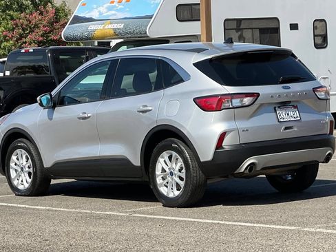 Used 2020 Ford Escape SE AWD/4WD image 7