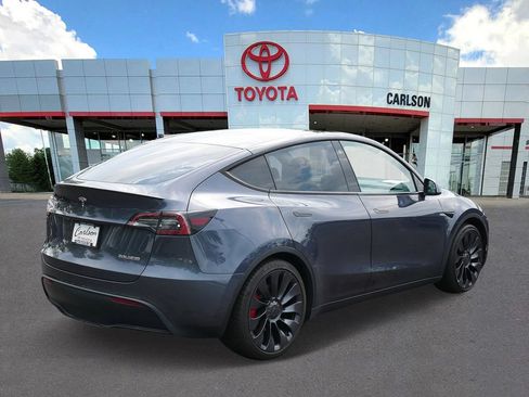 Used 2022 Tesla Model Y Performance AWD/4WD image 5