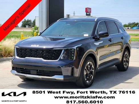 New 2025 Kia Sorento S image 2