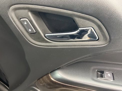 Used 2022 GMC Canyon Elevation w/ Elevation Premium Package image 24