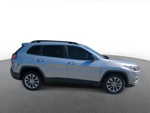 Certified 2022 Jeep Cherokee Latitude Lux FWD image 9