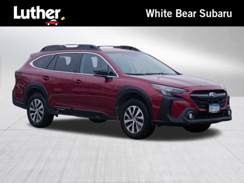 Certified 2025 Subaru Outback Premium image 1