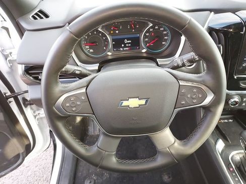 Certified 2023 Chevrolet Traverse LT image 13