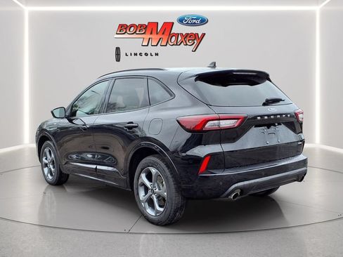 Used 2024 Ford Escape ST-Line w/ Tech Pack #1 AWD/4WD image 7