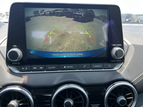 Used 2023 Nissan Sentra SV FWD image 33