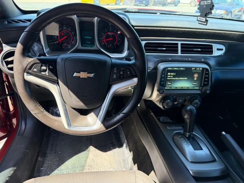 Used 2015 Chevrolet Camaro LT RWD image 16