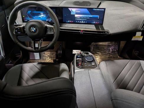 Used 2026 BMW iX xDrive45 image 15