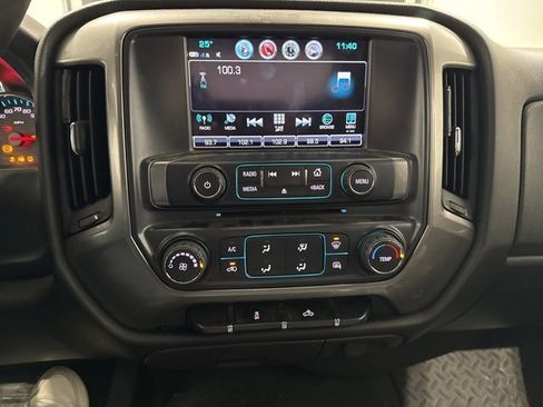 Used 2018 Chevrolet Silverado 1500 LT image 10