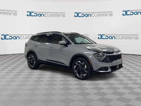 Used 2023 Kia Sportage SX AWD/4WD image 2