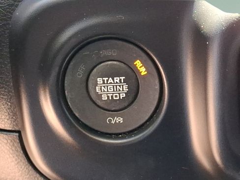 Used 2023 Jeep Wrangler Unlimited w/ Cold Weather Group AWD/4WD image 16
