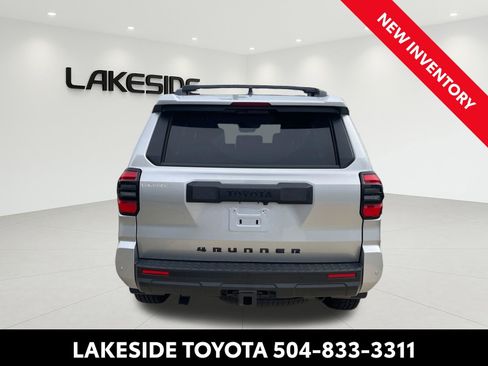Certified 2026 Toyota 4Runner TRD Off-Road Premium AWD/4WD image 4