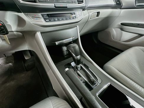 Used 2015 Honda Accord LX image 23