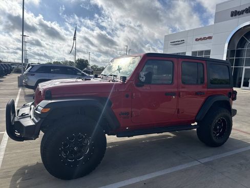 Used 2021 Jeep Wrangler Unlimited Sport AWD/4WD image 10