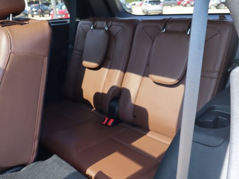 Used 2024 Lincoln Aviator Reserve w/ Elements Package Plus image 12