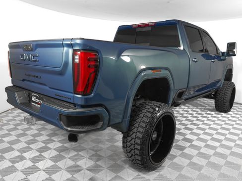 Used 2025 GMC Sierra 2500 Denali Ultimate image 6
