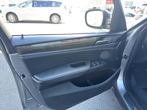Used 2013 BMW X3 xDrive28i AWD/4WD image 6