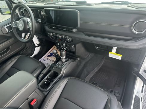 New 2026 Jeep Wrangler Unlimited Sahara image 17