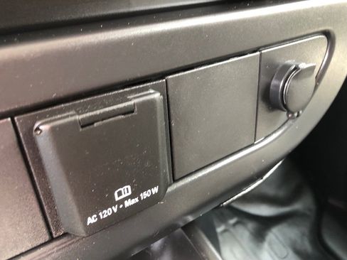 Used 2024 GMC Savana 2500 w/ Driver Convenience Package image 28