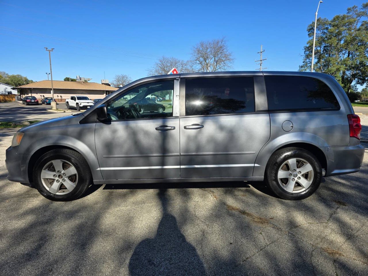 Used 2013 Dodge Grand Caravan SE FWD image 5